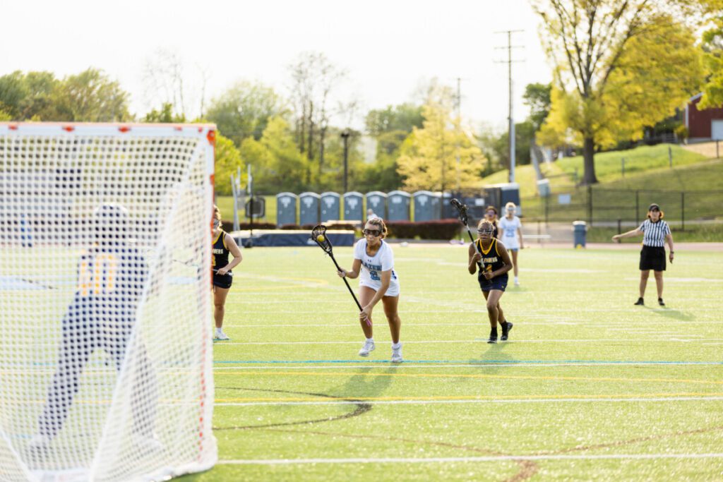 senior portraits sports lacrosse
